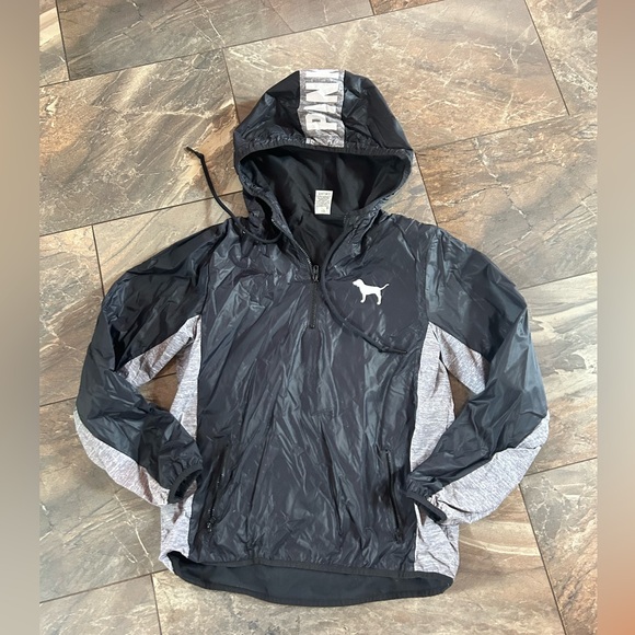 Stylish windbreaker - Picture 7 of 7